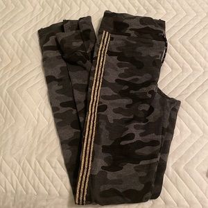 SUNDRY amazing condition camo and gold  joggers
